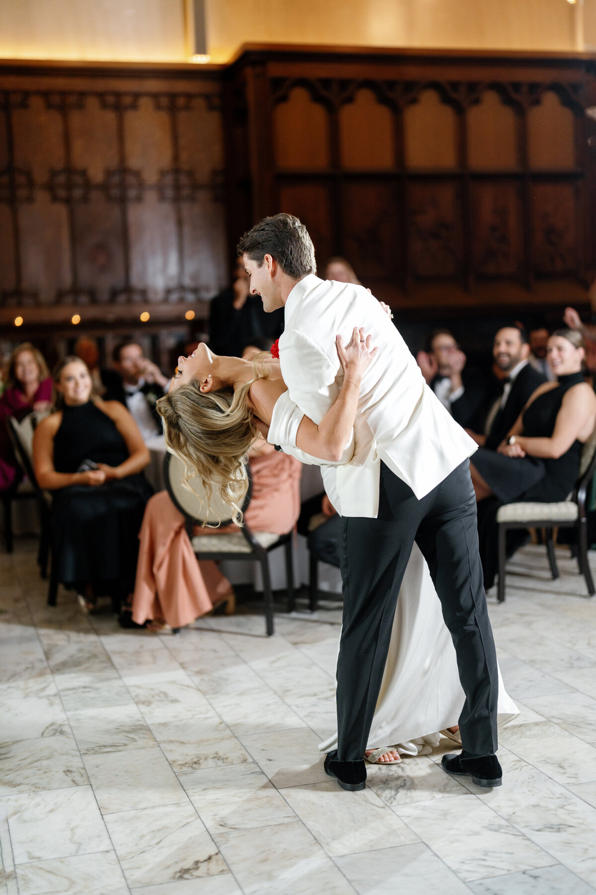 Aspen-Avenue-Chicago-Wedding-Photographer-Chicago-Athletic-Association-Simplicitee-XO-Design-Co-St-Mary-of-the-Angels-Church-Anomalie-Beauty-Timeless-Vogue-171