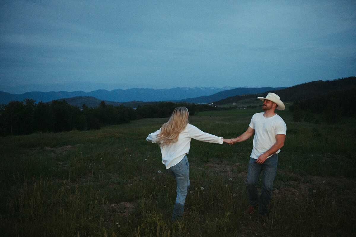 presley-gray-nighttime-western-montana-engagement9766