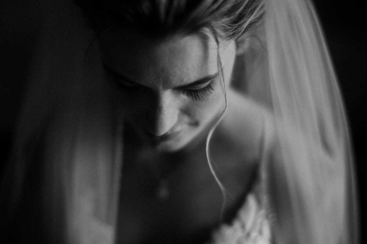 bride getting ready intimate wedding in tuscany