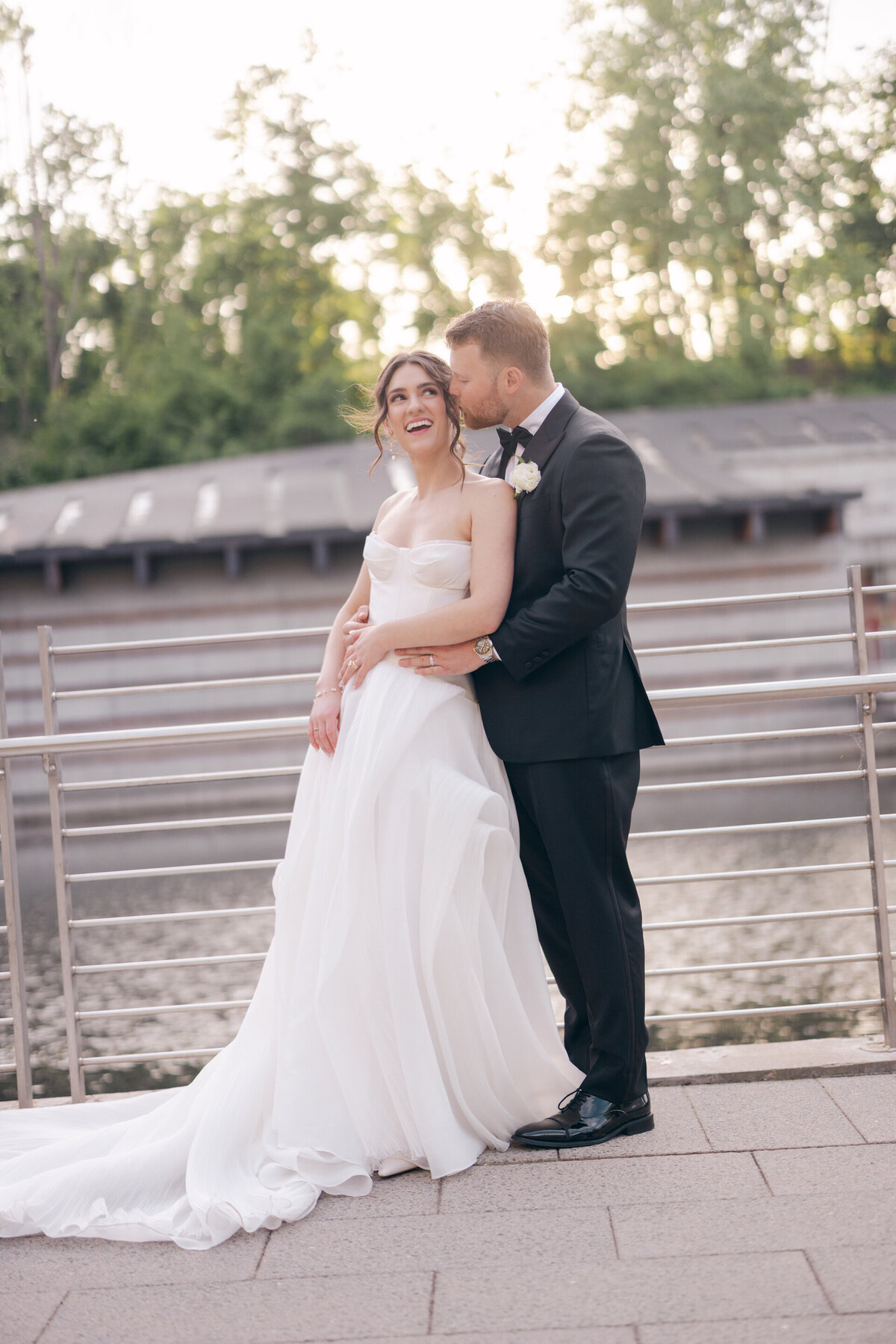 Crystal-Bridges-wedding-2025-0015