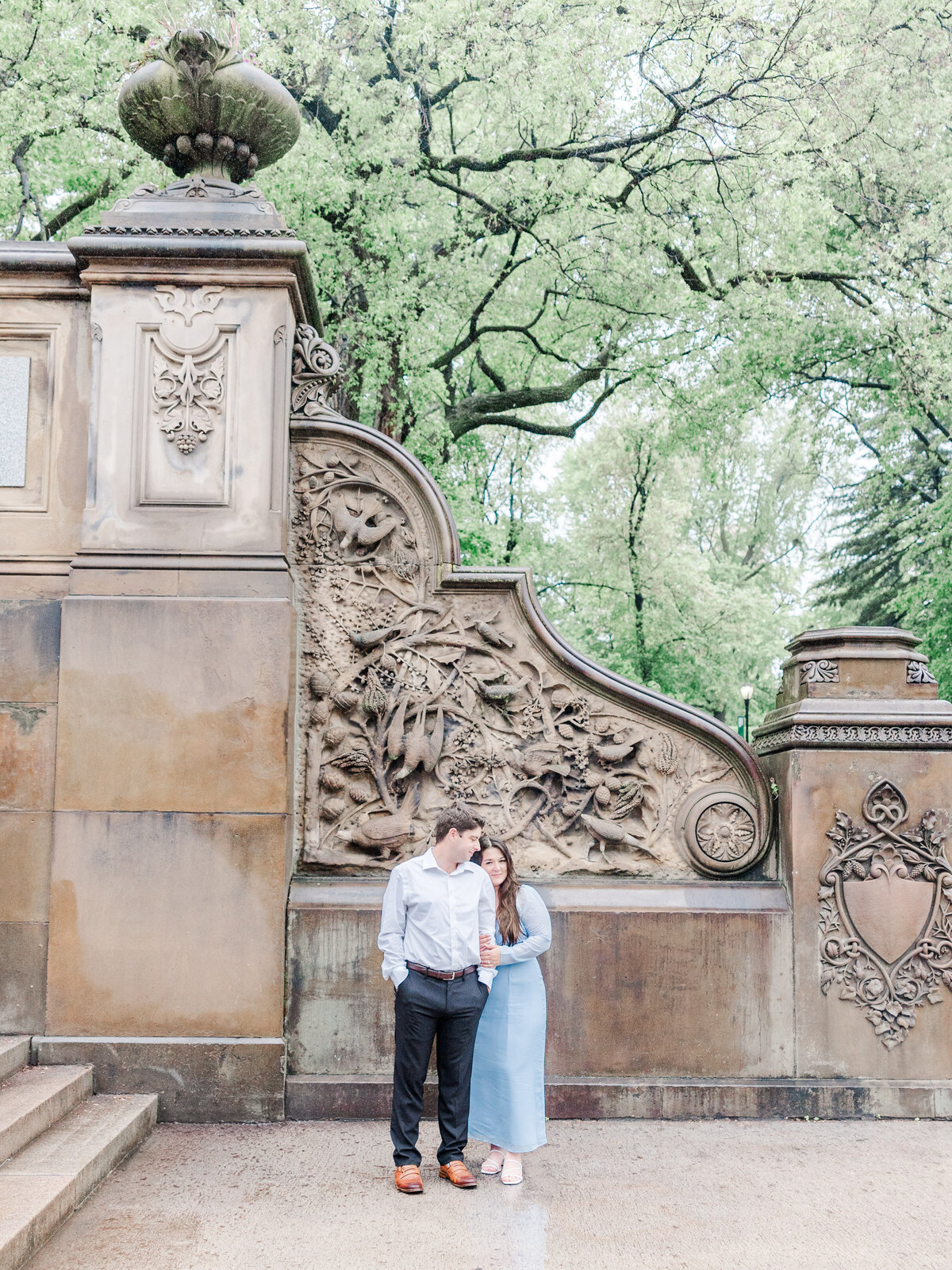 brittany-graf-photography-katie-mattingly-new-york-central-park-public-library-engagement-session-46