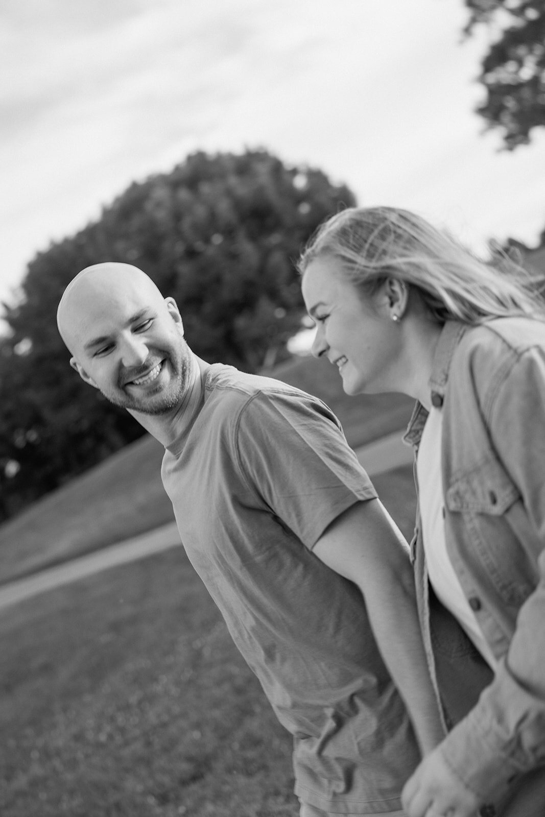 milwaukee-lakeside-engagement-44