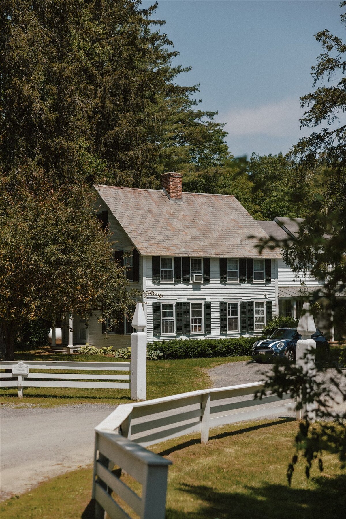 luna-munn-photography-grafton-inn-wedding-taylor-kyle0002