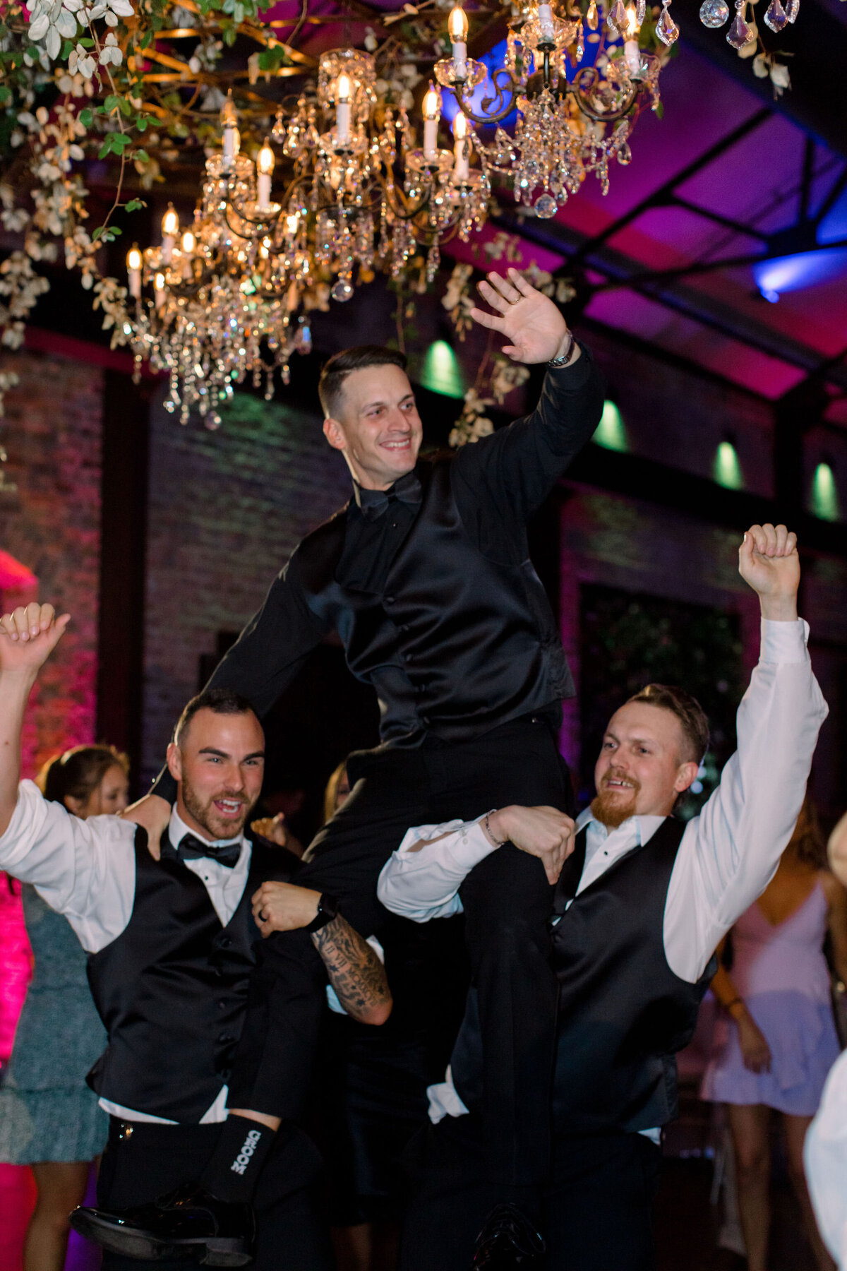 Summer-blush-iron-manor-houston-texas-wedding-34