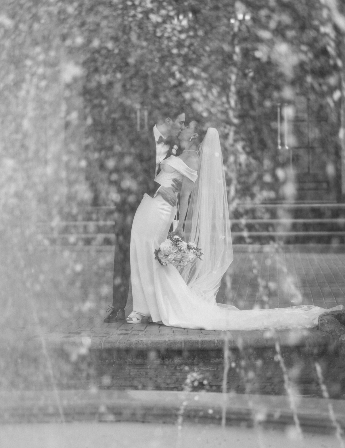 5-17-250050NYC_Wedding_Photographer