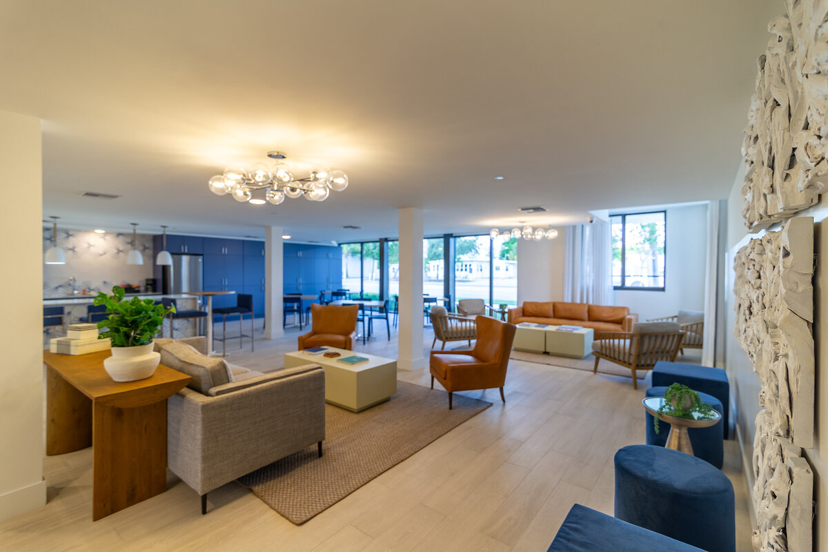 062524BERKELYPALMBEACH-120