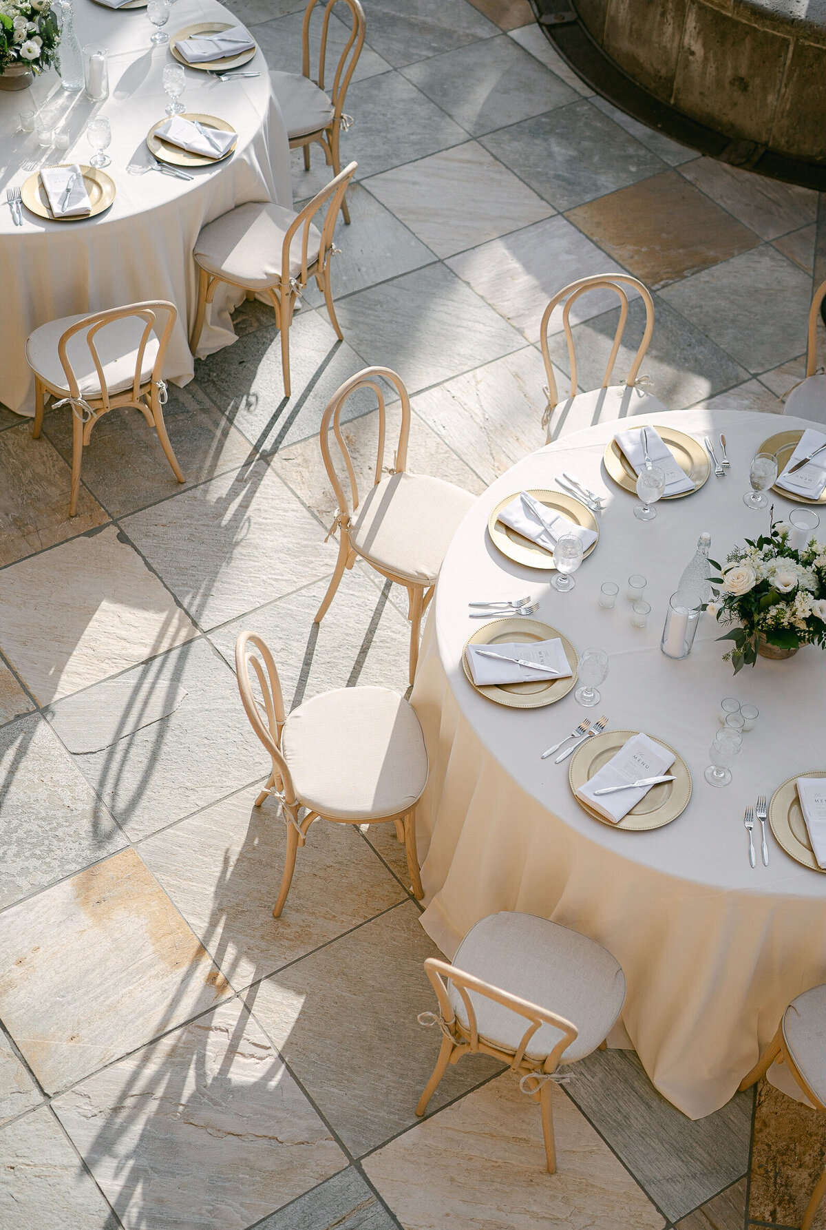 sunandpeakstudios-calipasowinery-sanluisobispo-wedding-couple-classy-jasmineandnima-500
