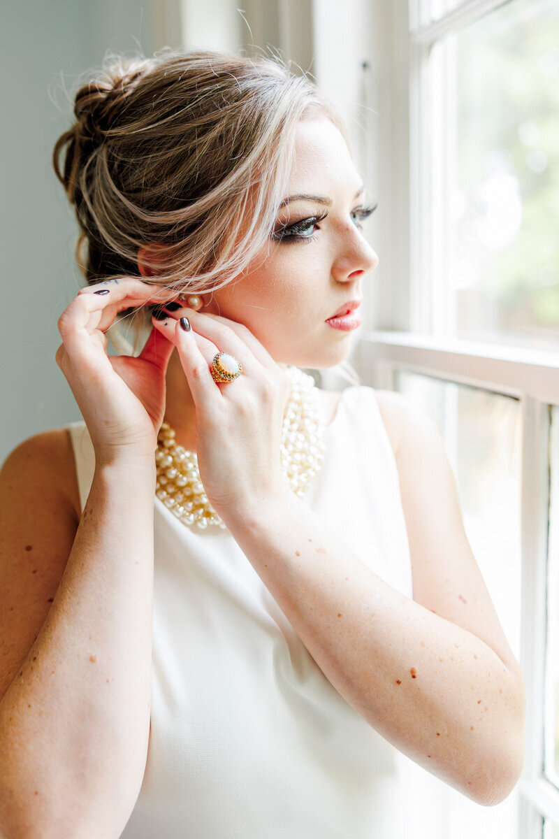 HimHerPhotoHauntedMansion-1069