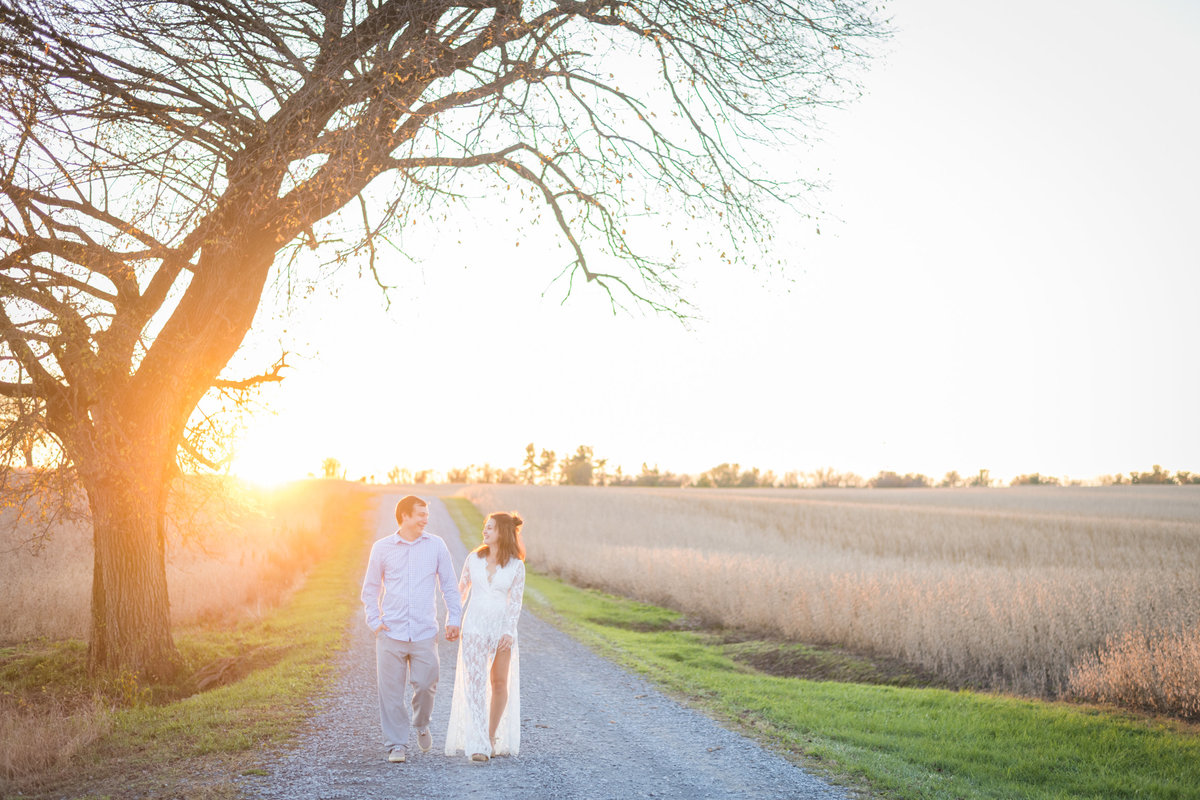 Gorgeous-Engagement-Pictures-Mary-Sarah-Photography-Baltimore-Wedding-Photographer (3 of 3)