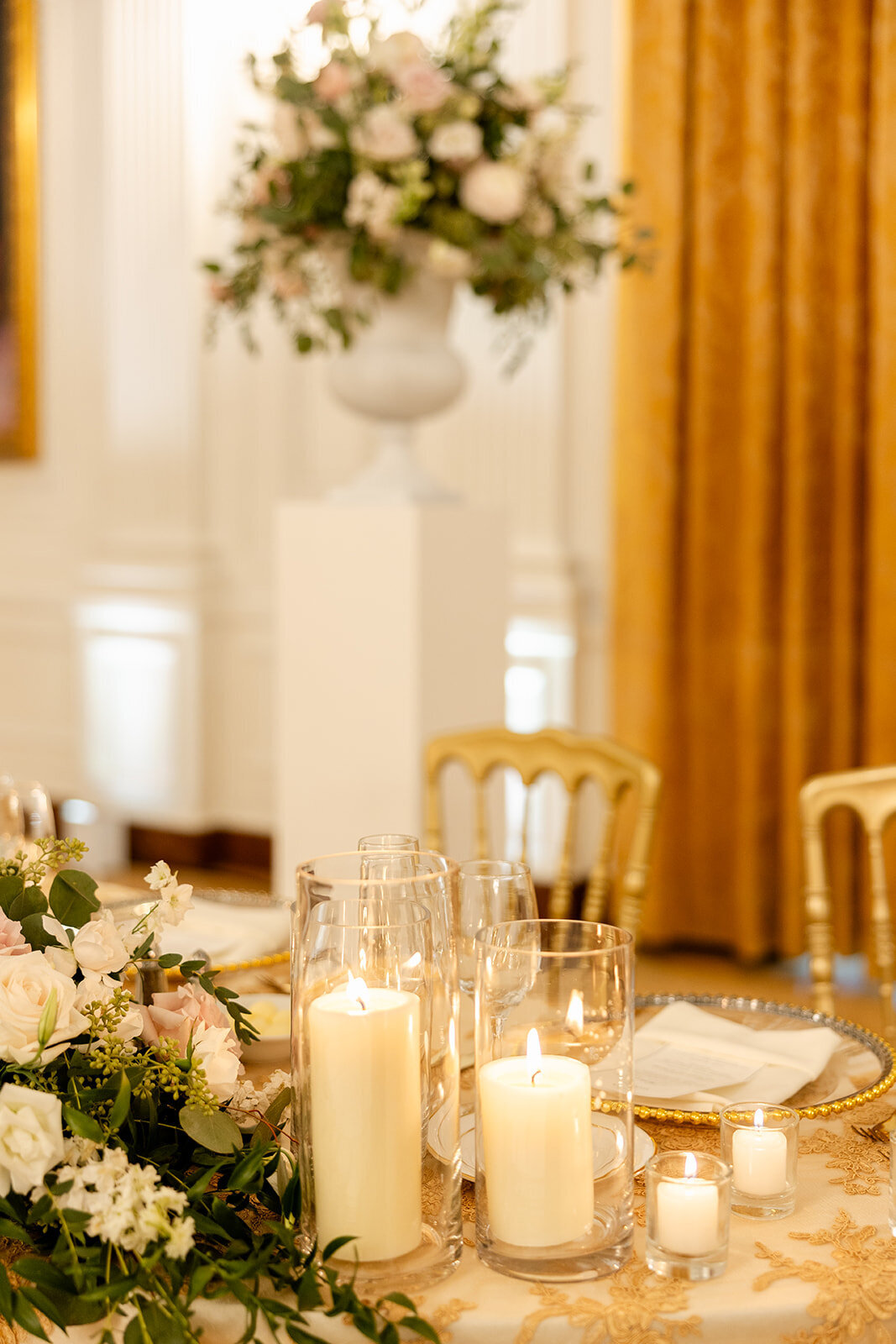 pretty-palm-leaf-event-co-dylan-and-erynn-wedding-at-the-nixon-18