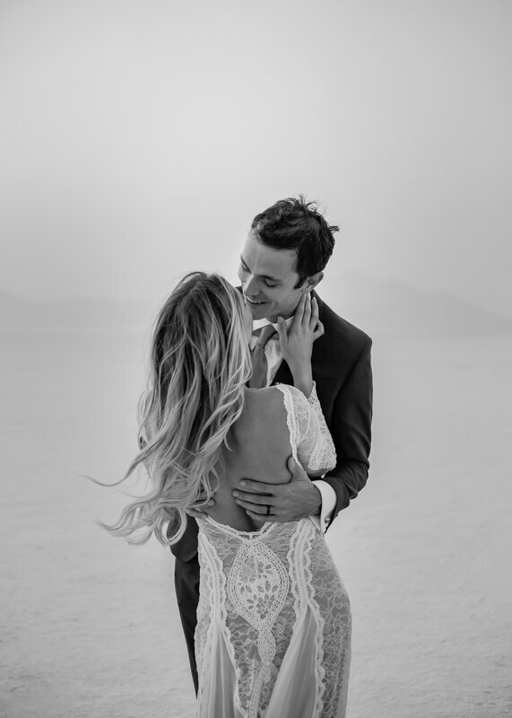 180830_Jenn&BenBridals_BonnevilleSaltFlatsUtah_AnjaJensenPhotography_001-085-2
