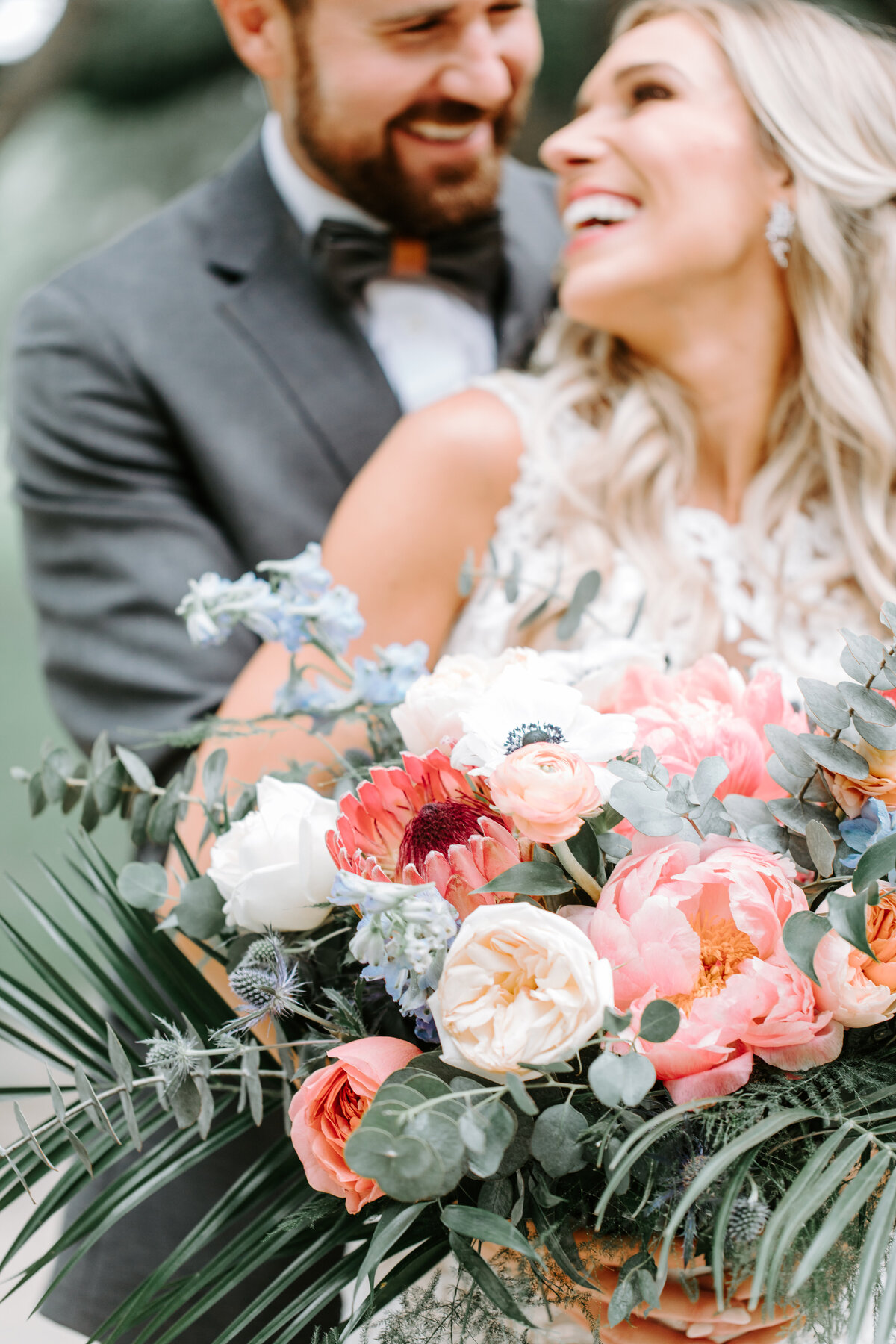 charleston wedding photographer bride and groom sunset photos at boone hall