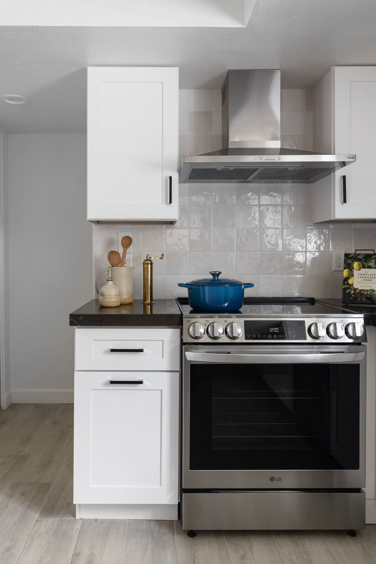 Phoenix AZ Black And White Kitchen Stuart Design Co (6)