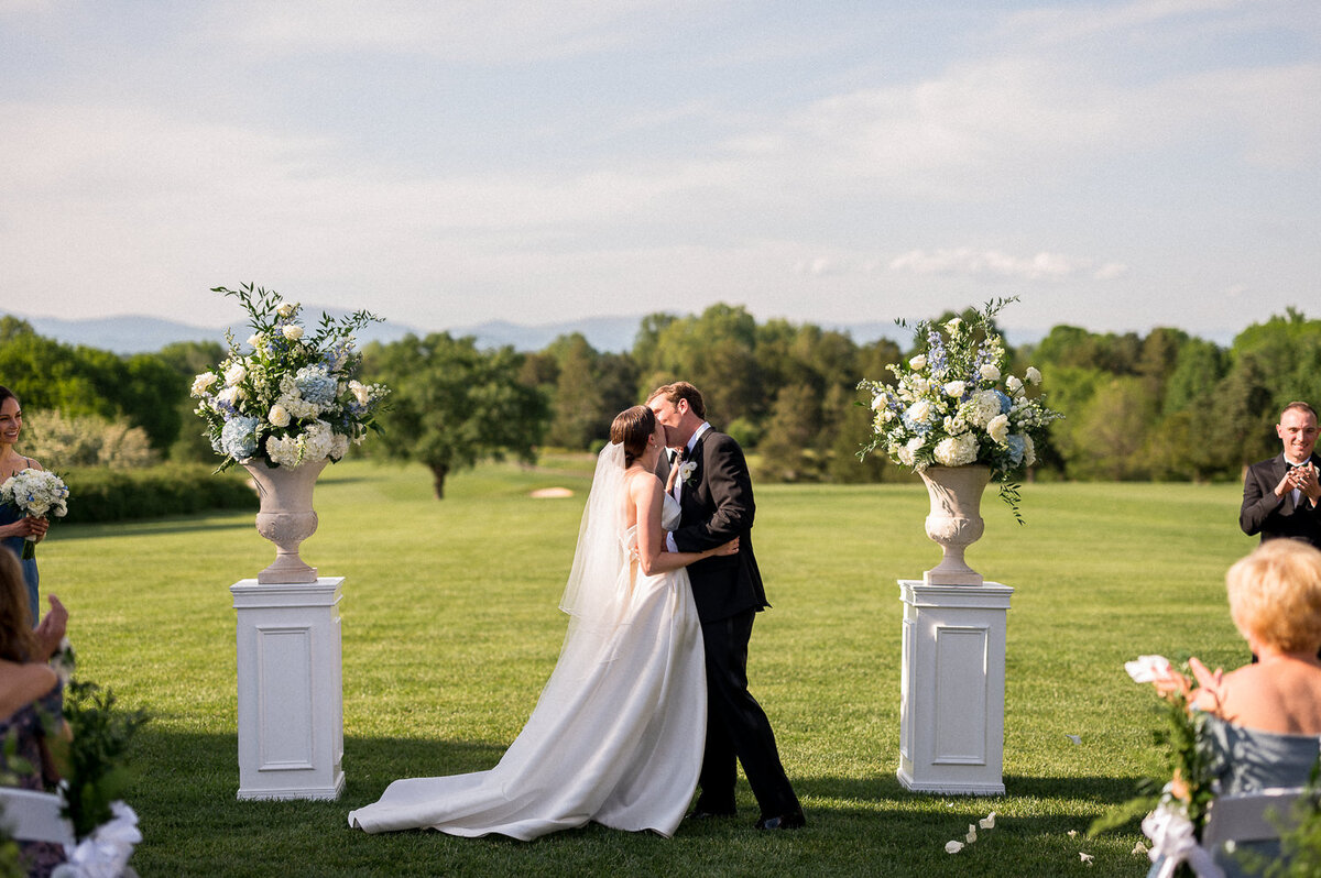 Farmington Country Club Wedding Photographer - Hunter and Sarah Photography-26
