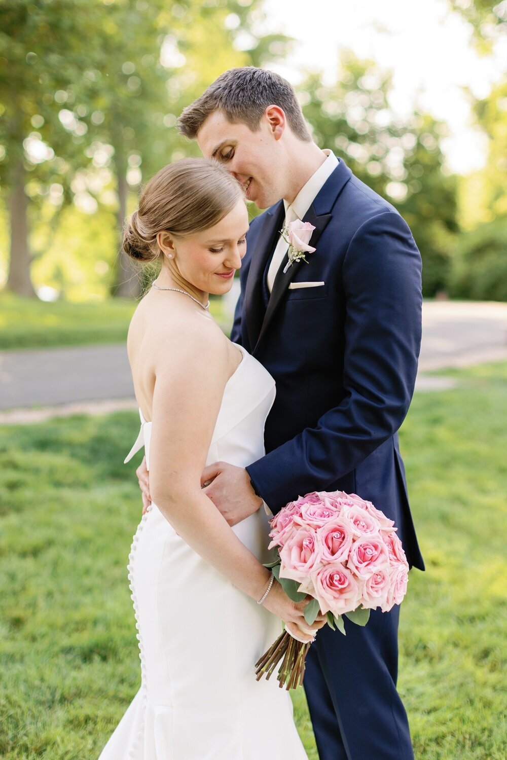Amberworks-floral-the-barns-wedding-middletown-ct-8