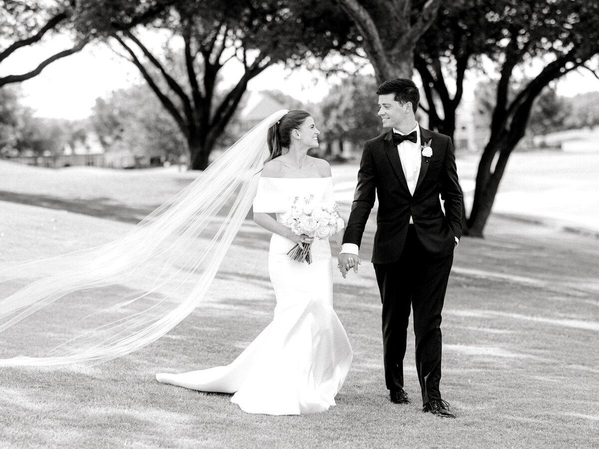 Annie & Logan's Wedding | Dallas Wedding Photographer | Sami Kathryn Photography-12
