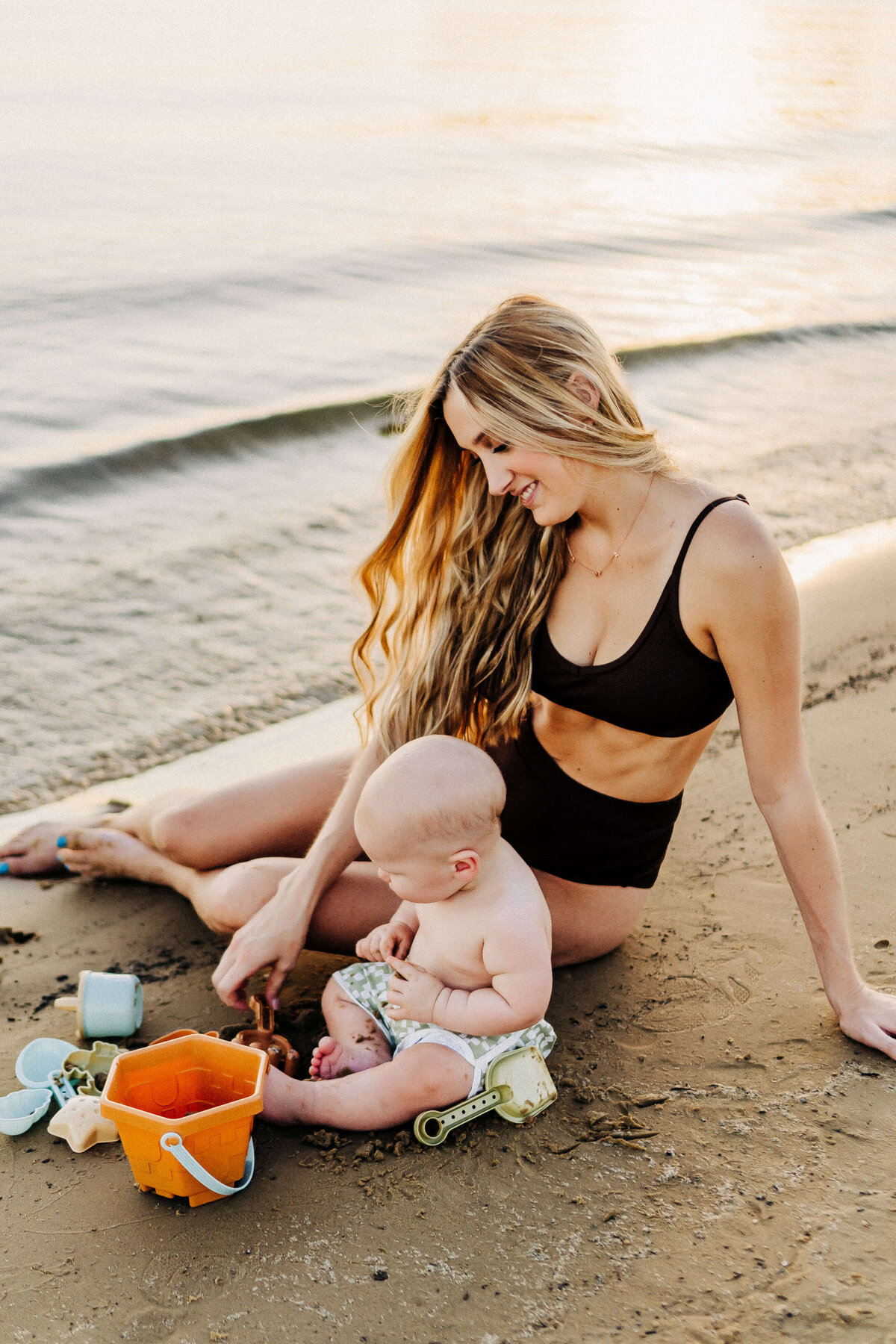 Dallas Lifestyle Family Photographer Mommy and Me LAkeside Phtoos