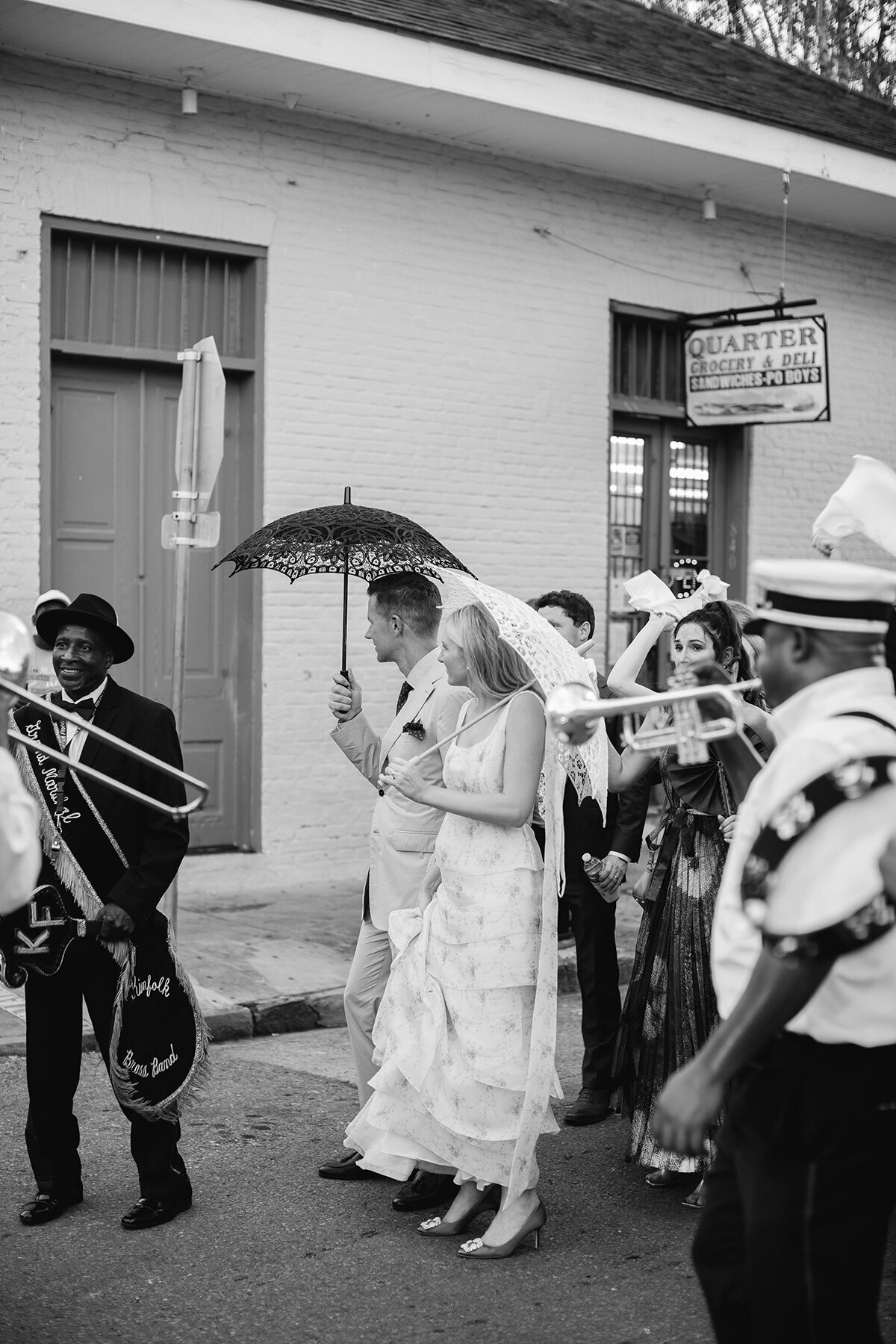 Caroline + Matt - Wedding Day at Preservation Hall N7 - Luxury Event Planner - Michelle Norwood Events