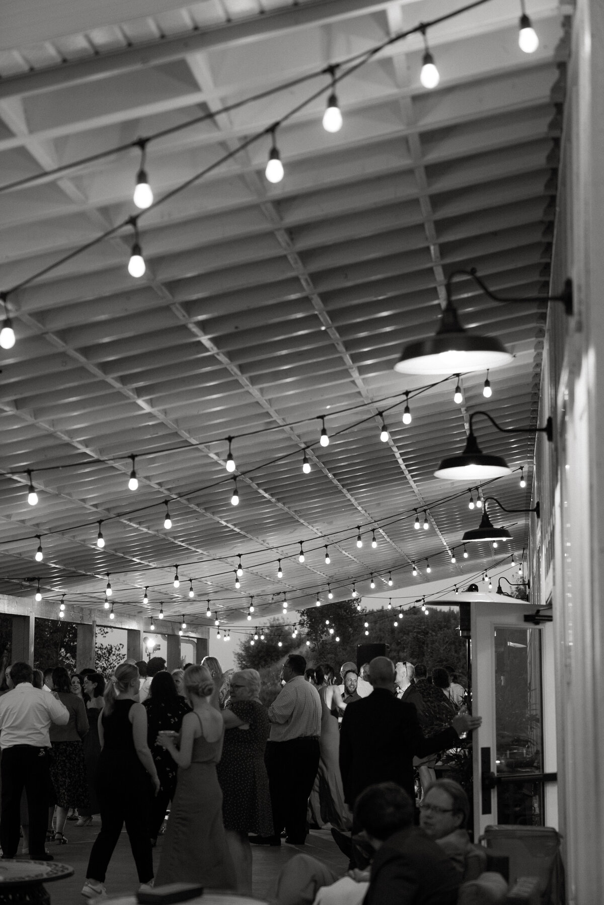 evergreen_weddings_co_canada_wedding_planner_designer_ottawa_winnipeg_toronto_full_service_wedding_planning_management_coordination_coordinating_design_services_designer_luxury_high_end_Reception-706