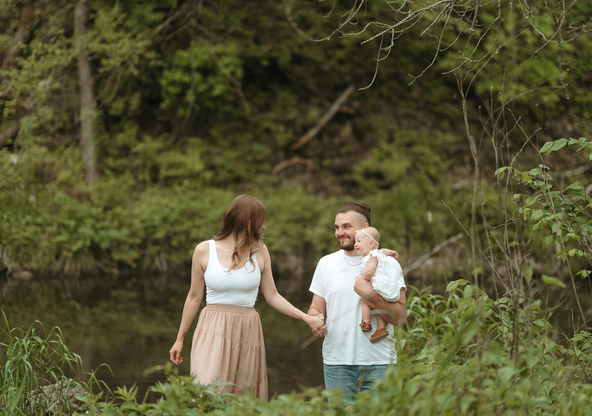 White-water-park-engagement-session-Altura-mn-17