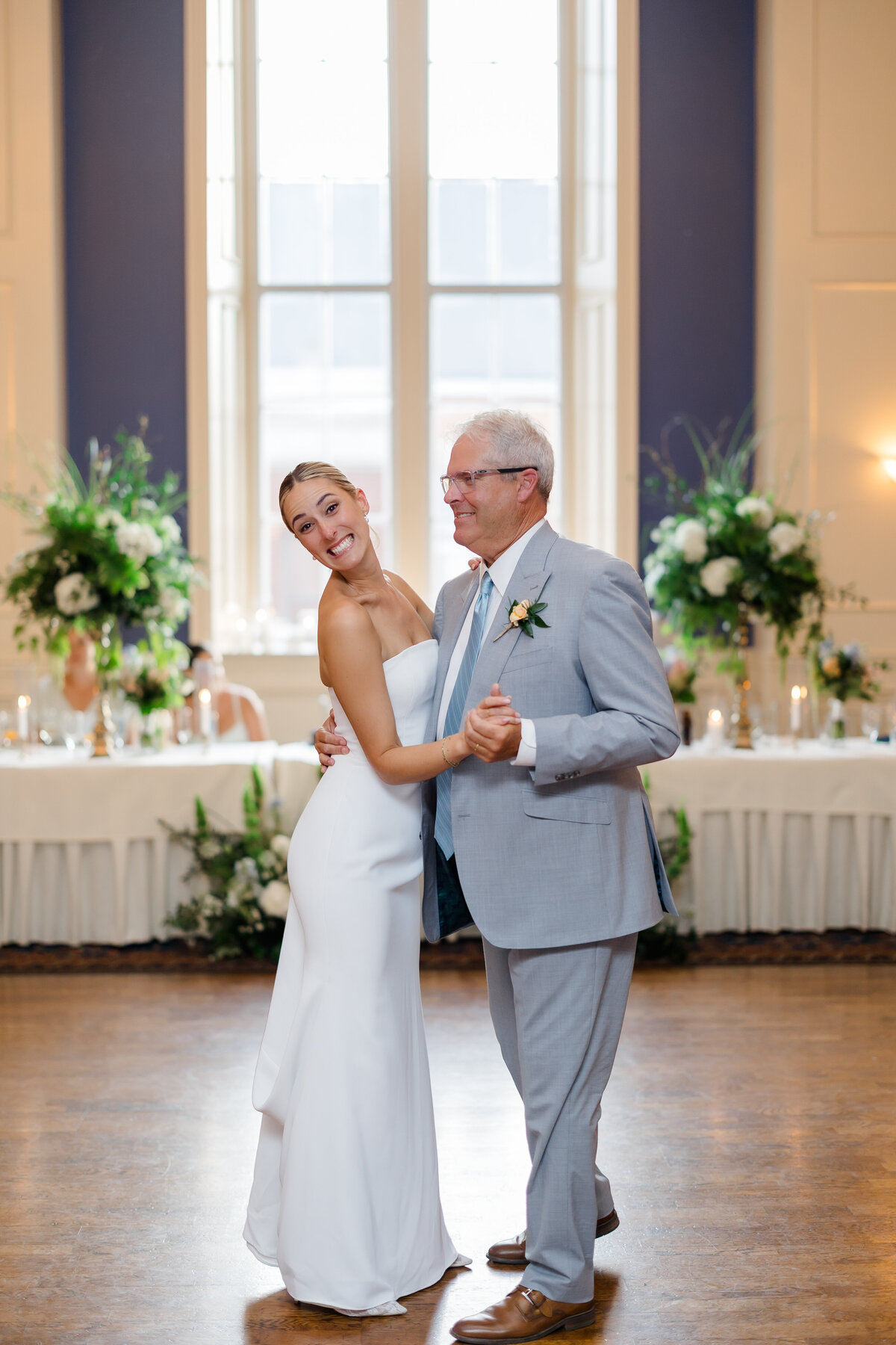 kasia-sickau-photography-wedding-photographer-hannah-and-TJ-the-grand-ballroom-covington-ky-1309