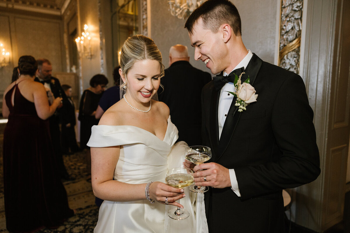 urban-row-photo-the-belvedere-baltimore-wedding-photographer-35