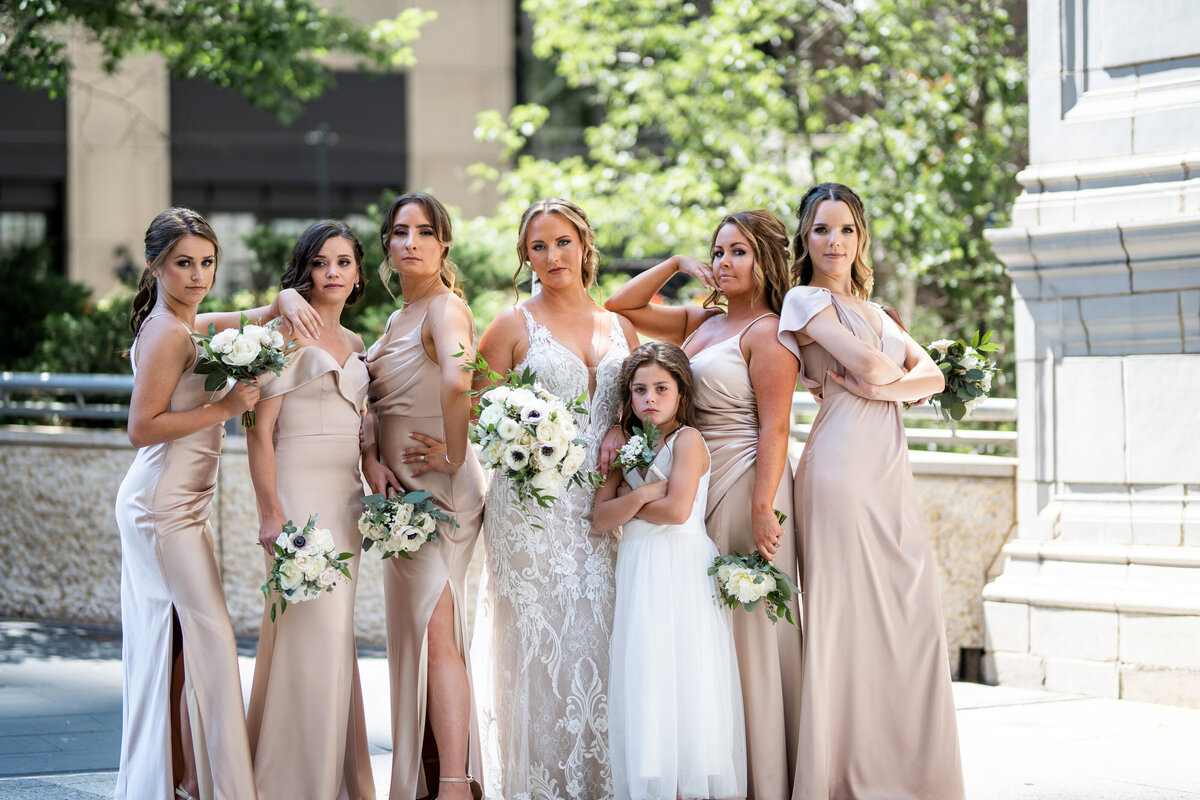 34Intercontinental-Chicago-Hotel-Wedding-Photos-Lauren-Ashlely-Studios