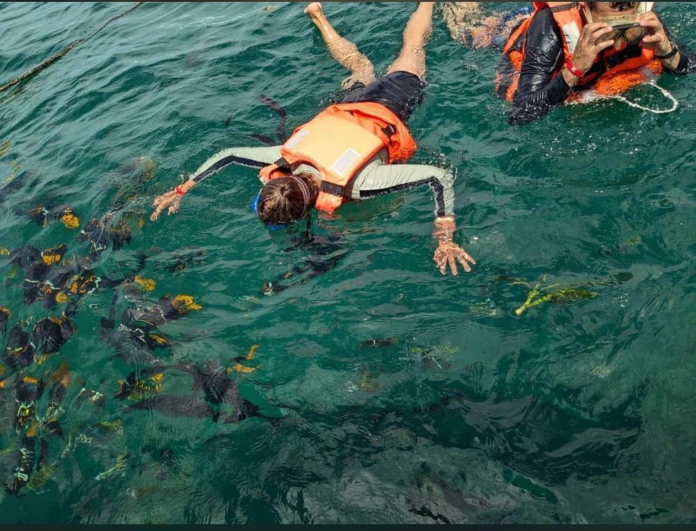 Snorkeling at lost arcos