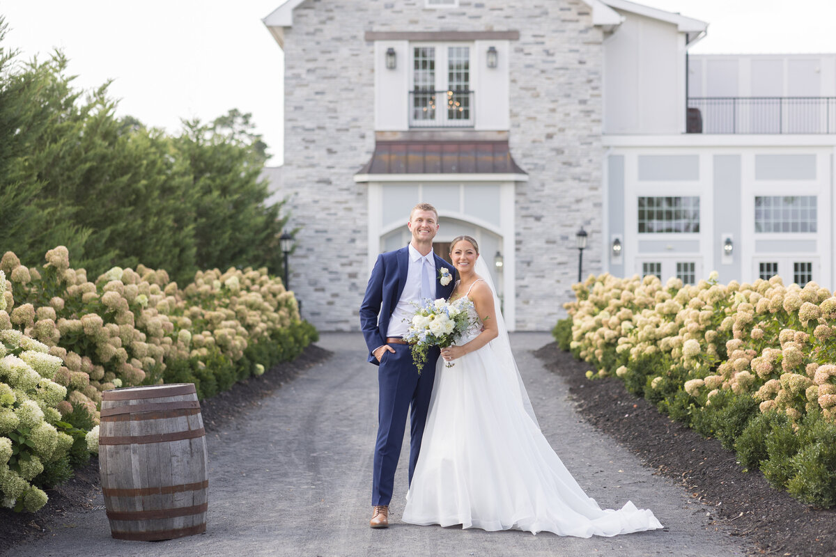 SouthJerseyWeddingPhotographer_RenaultWInery_26