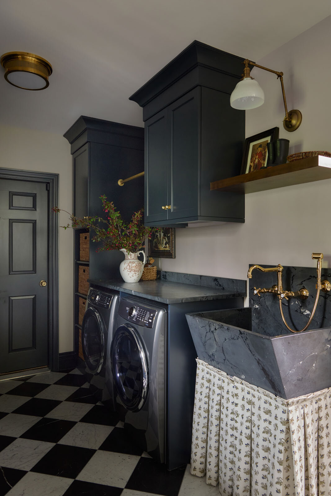 3 Utility-Interiors-Wayne-Illinois-Dunham House Mudroom 3