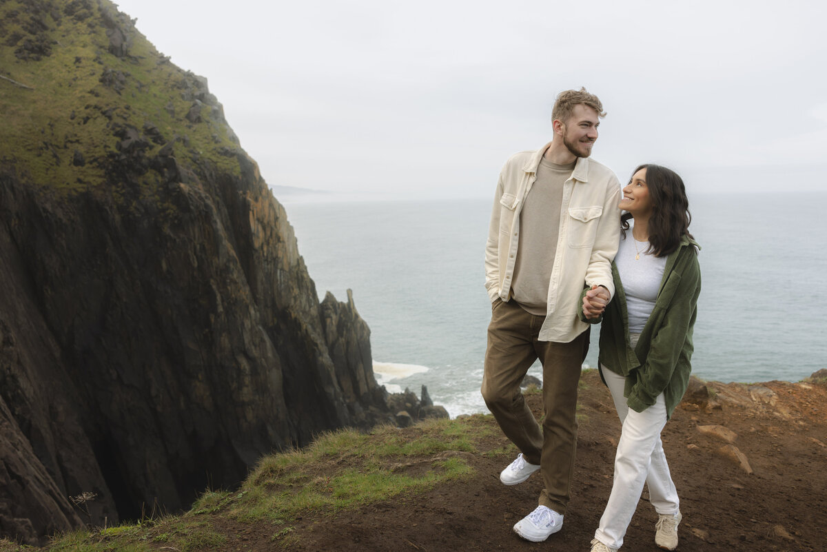 CannonBeachCouple-72