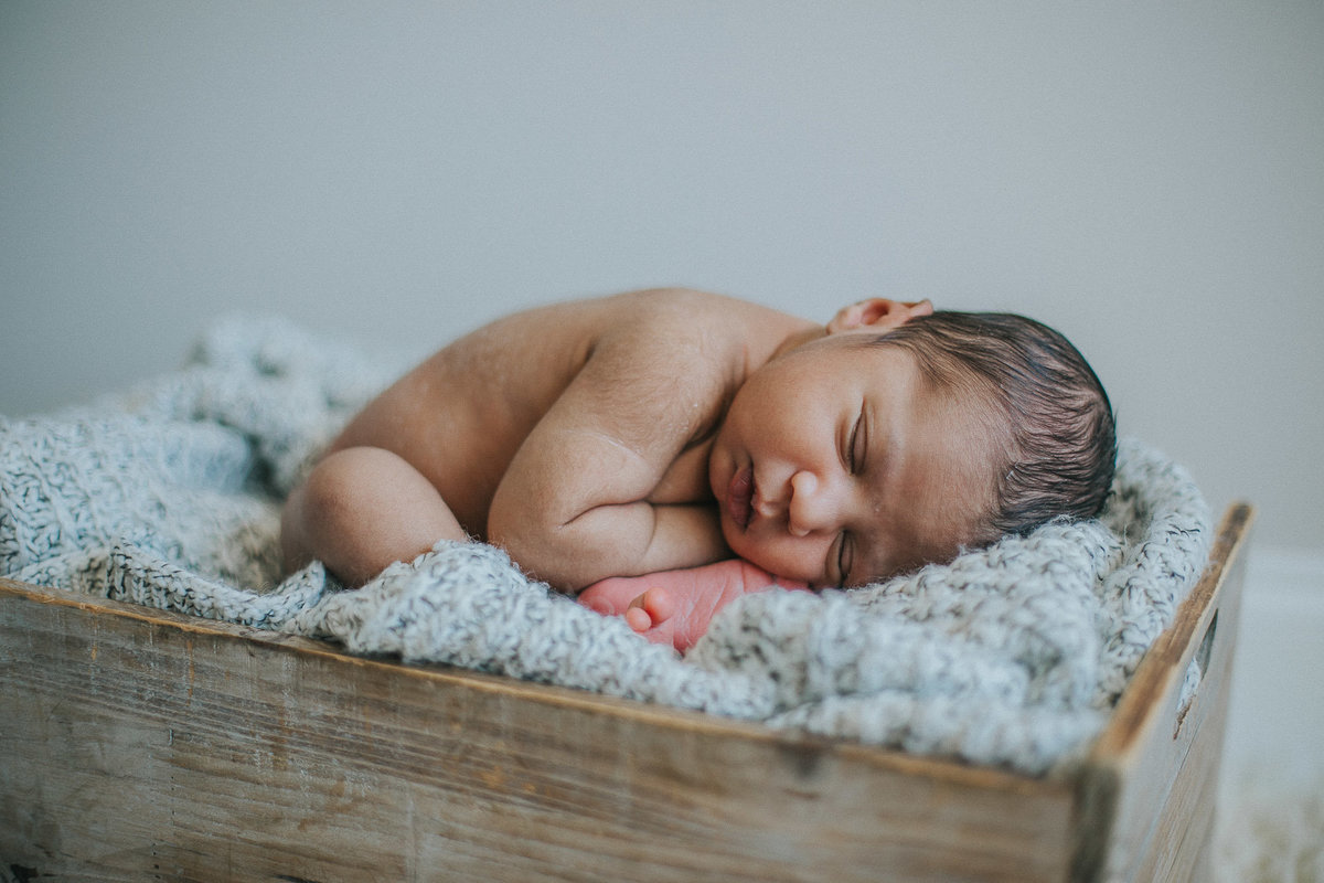 raleigh-newborn-photographers-R-0570