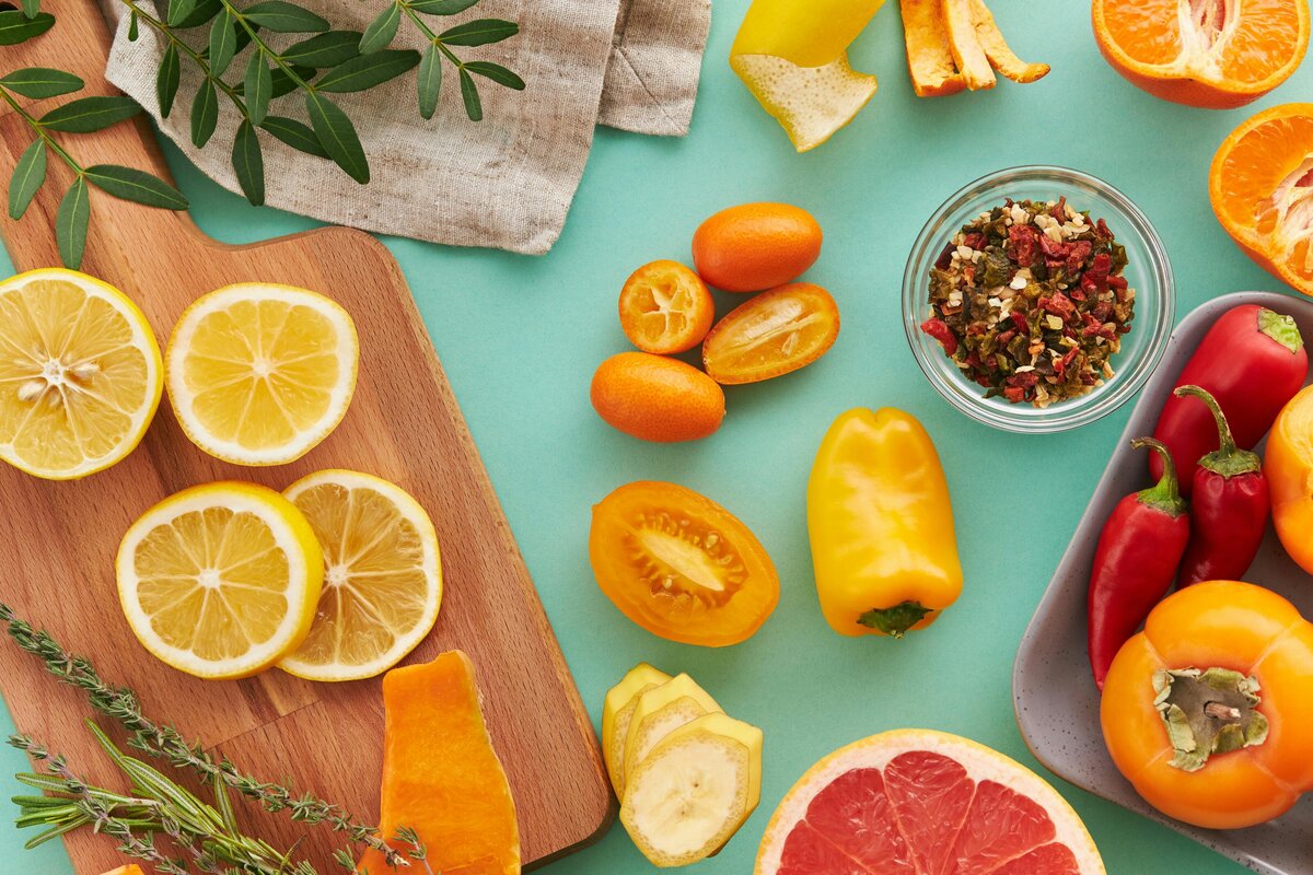 Colorful assortment of freshly cut fruit, including berries, citrus, and melons, perfect for meal prep. Promoting healthy eating habits and balanced nutrition with Zoe Schroeder Nutrition.
