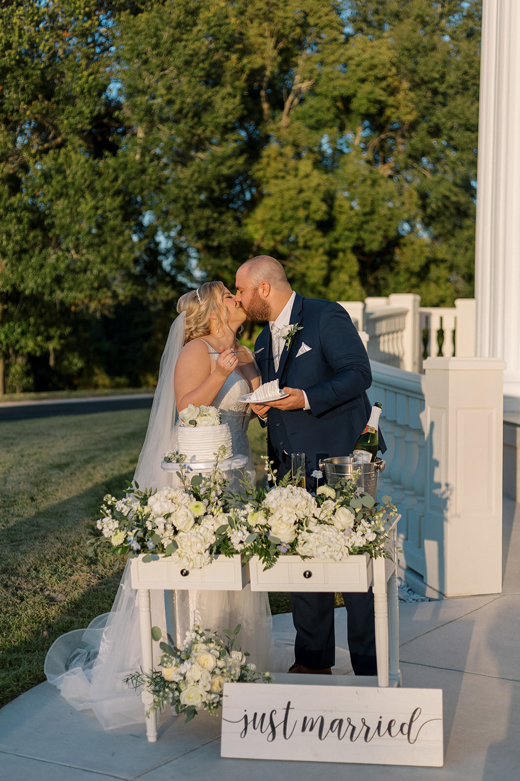miranda-rose-photo-whitehurst-gallery-elope-in-florida-chantilly-chic-celebrations-11