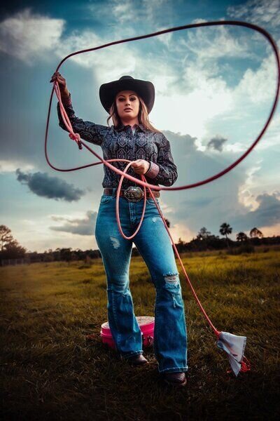 cowgirl boudoir shoot - lynn dee photography