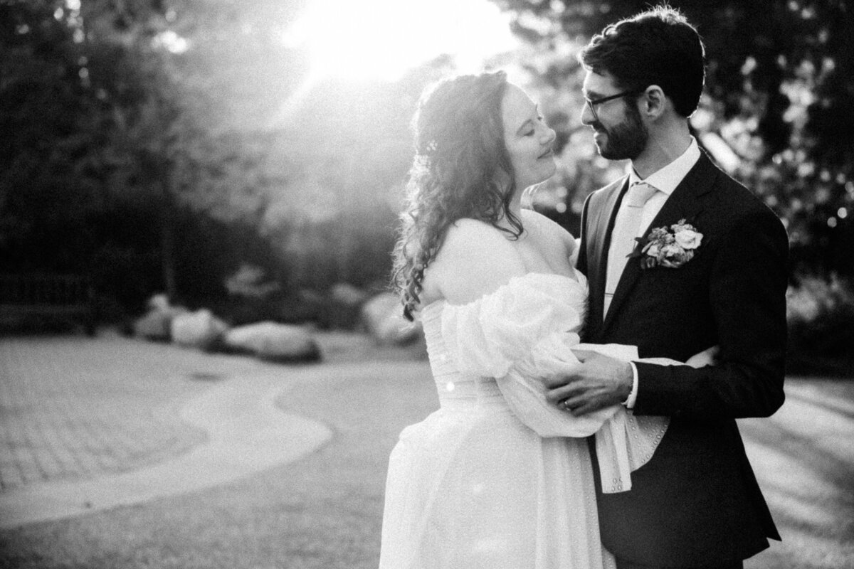 Archer Inspired Photography - Rachel and Alex Wedding - Rancho Los Cerritos Historic Site - Long Beach - Couple Photos-446