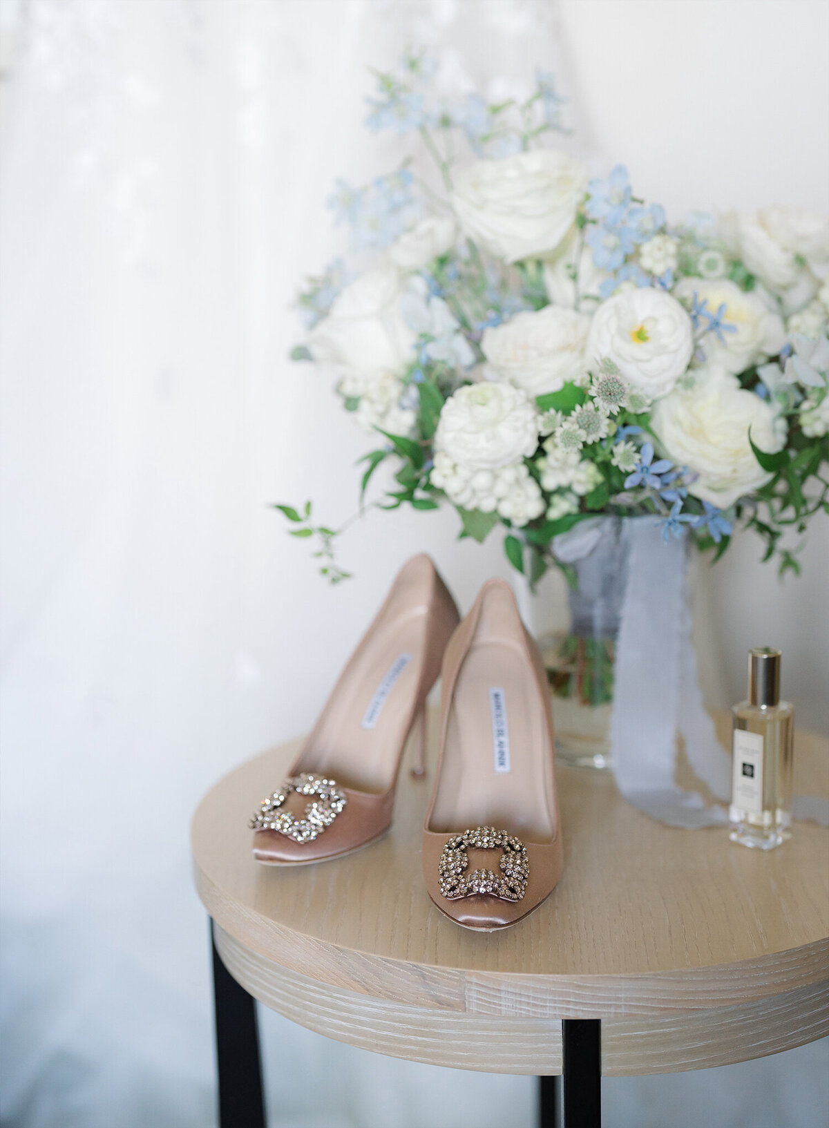 Woodmark Hotel Wedding Photographer, Wirkland - Seattle Waterfront Wedding - Film Photographer - Light and Airy - 2