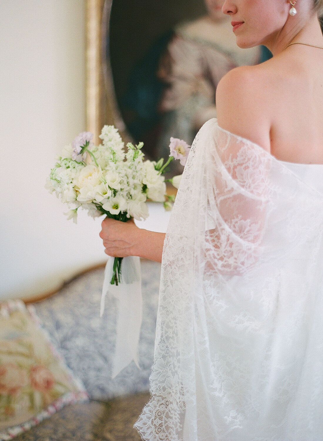 Victoria Engelen Flowers - Wedding Château Naudou - Getting Ready Hannah and Thomas