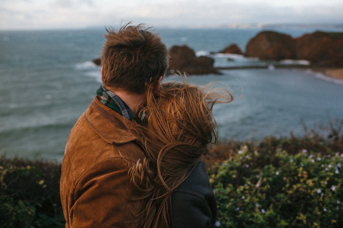 Engagement shoot_couples session_wild winter shoot_Hope Cove_002
