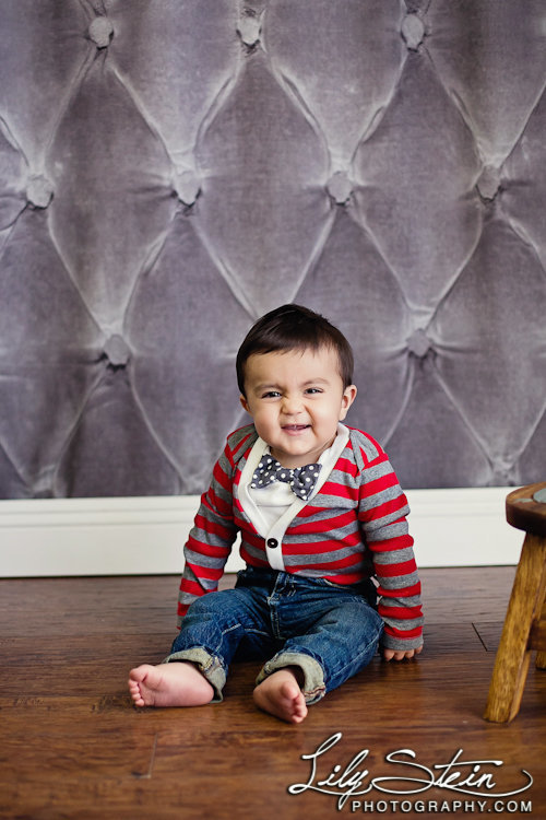 baby-boy-smash-the-cake-1st-first-birthday-etsy-bowtie-lily-stein-photograhy-nathan-001