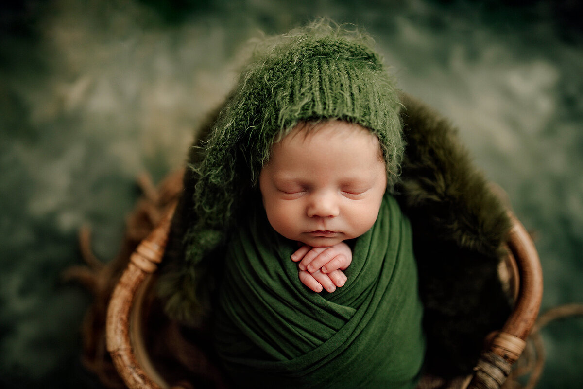 Newborn photographer 4