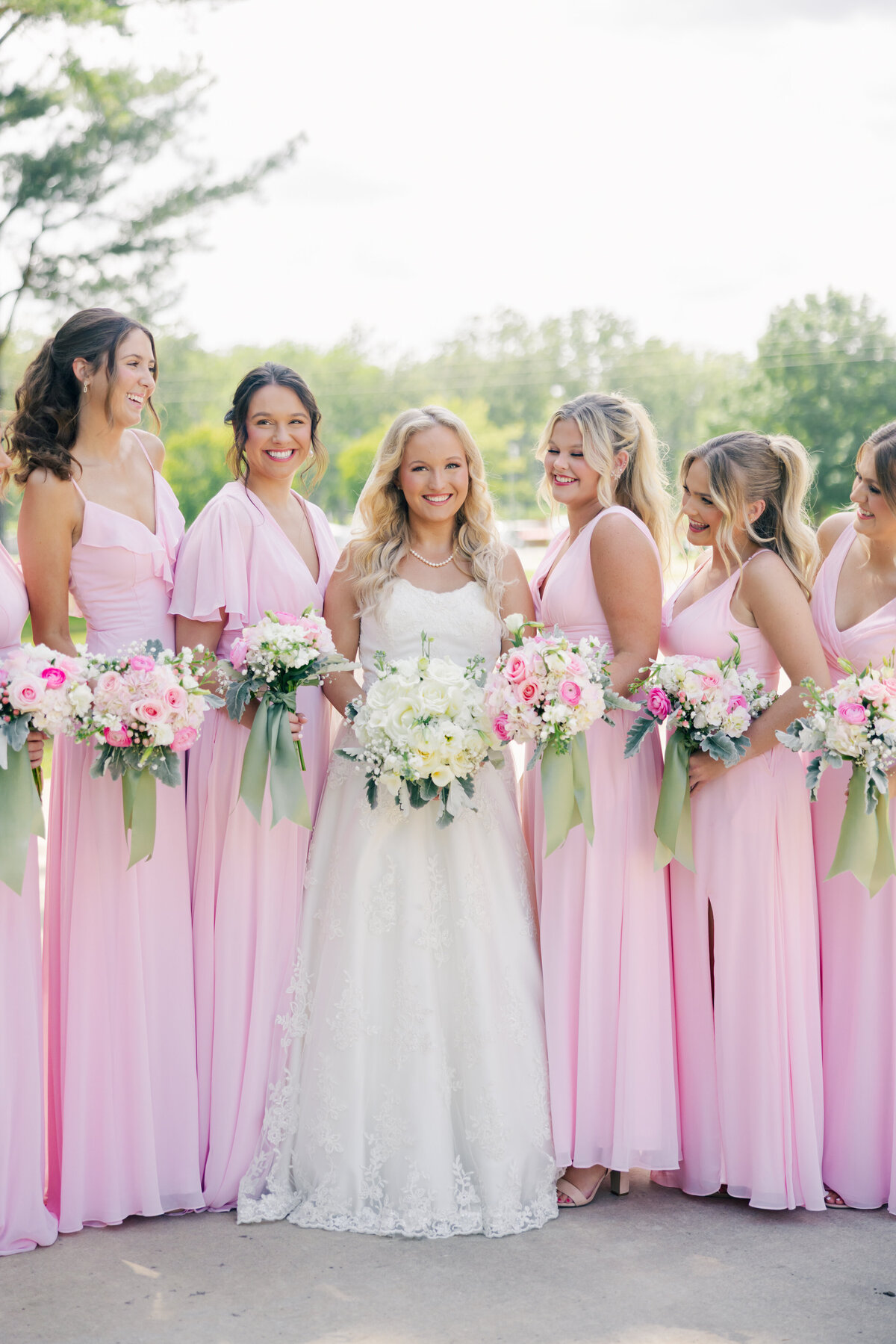 Witt House June Wedding | Lauren Elliott Photography | AmyBeth & Tommy Coutu Previews-67