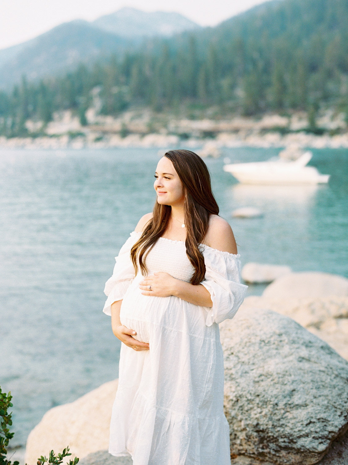 Maternity photos in Lake Tahoe