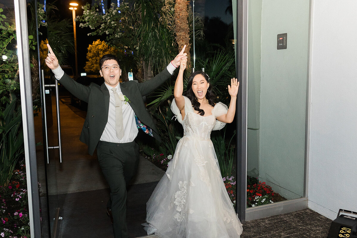 Hotel Valley Ho Wedding - Tara Nichole Photo - 2023 - Sharyn and Pat-551