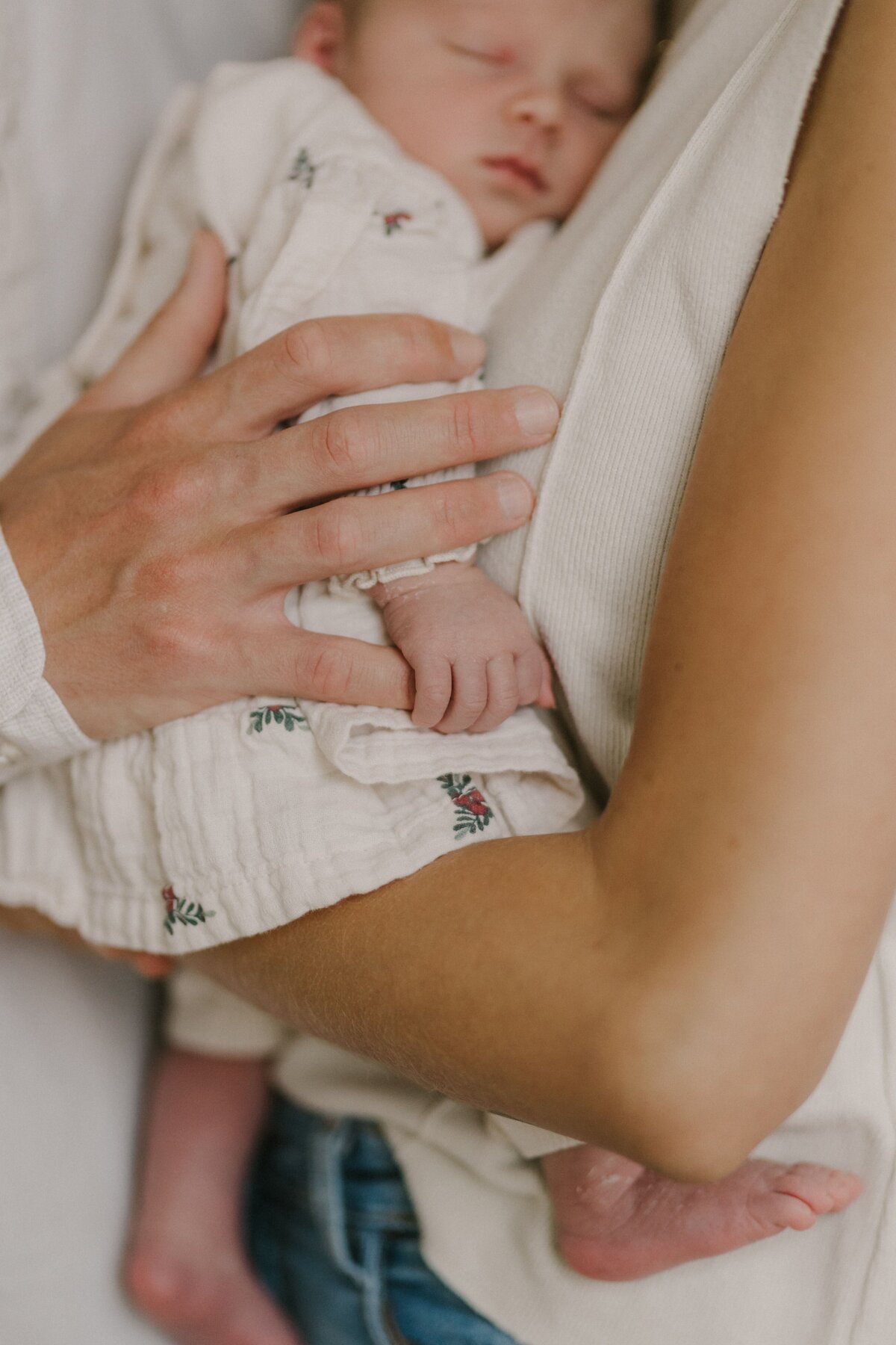 Newbornfotoshooting_zuhause_Fotograf_Salzburg3
