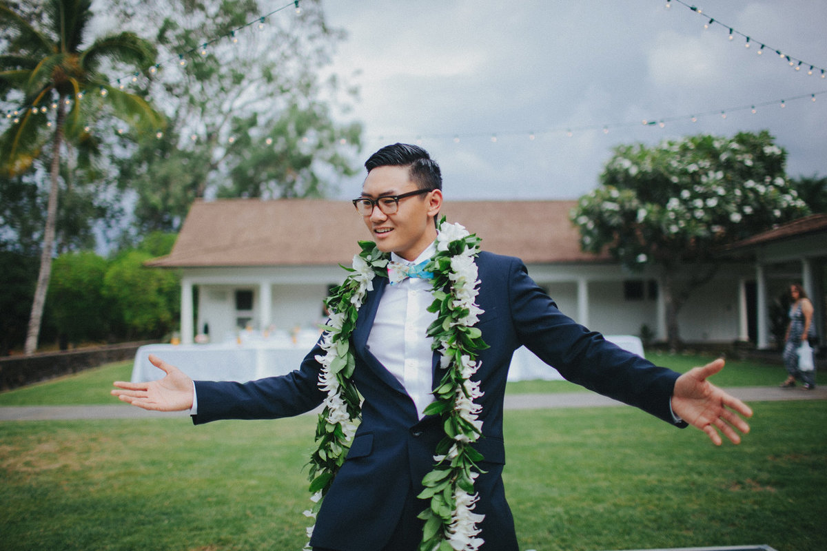 Dillingham-Ranch-Wedding-North-Shore-Oahu-Waialua-HI-Jenn-Paolo (17)