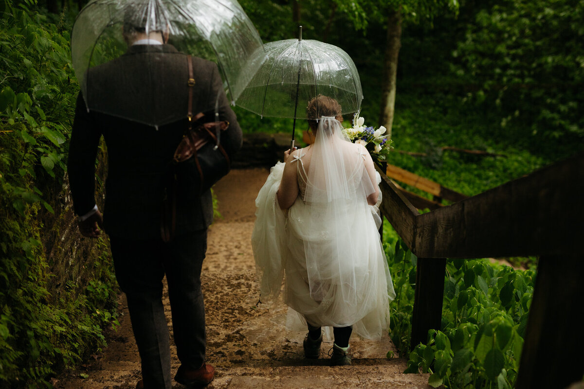 Spring-Elopement-at-Turkey-Run-Shades-State-Park-SparrowSongCollective-0524-286