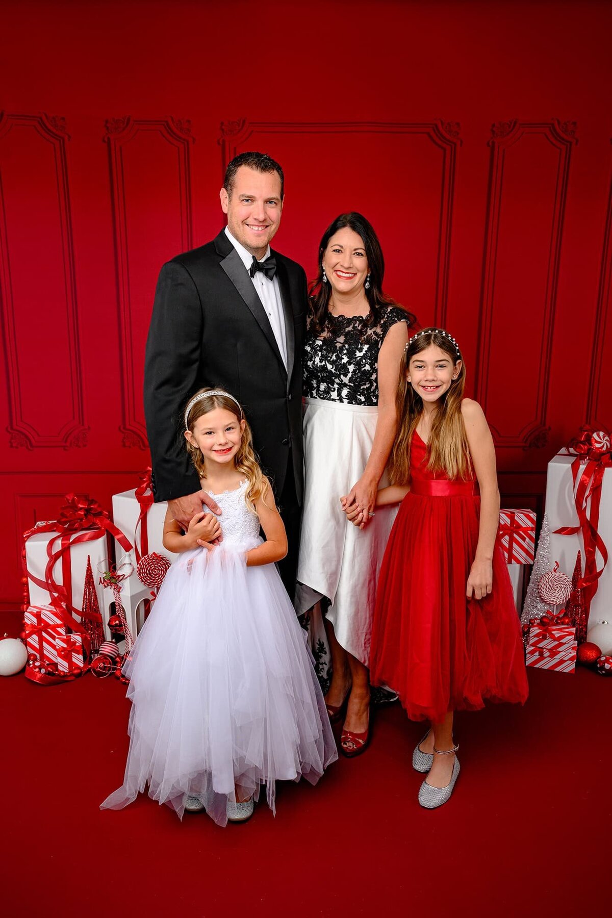 Charlotte-Limited-Edition-Holiday-Session-Tobis-Timeless-Treasures-011