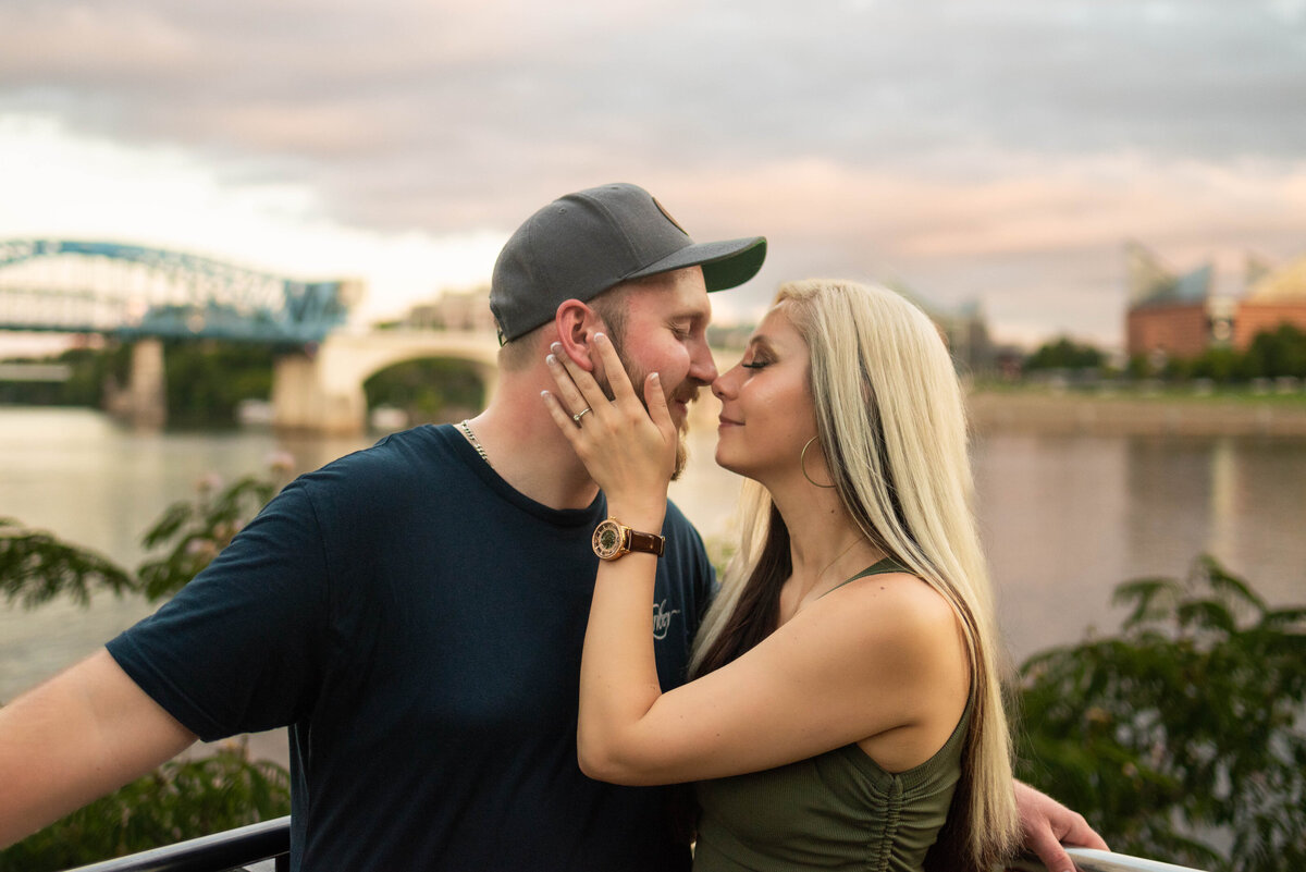 ChattanoogaEngagementPhotos-3-2