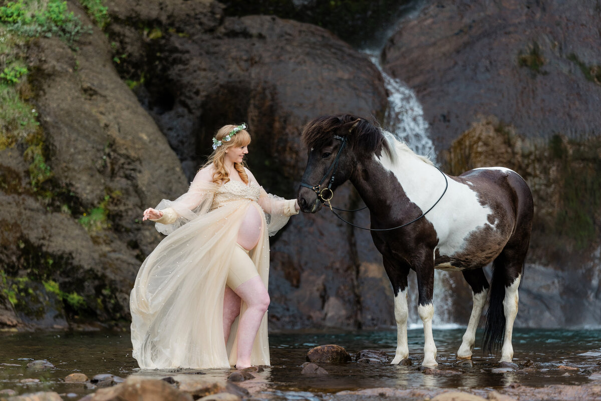 Guðrún Agata Maternity71